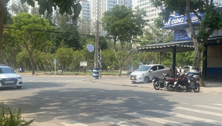 Bán nhà 3tầng, Mặt Tiền hơn 6m, đường số 502, P. Bình Thuận, Quận7